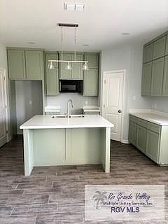 4th image of 2906 Brushy Ct