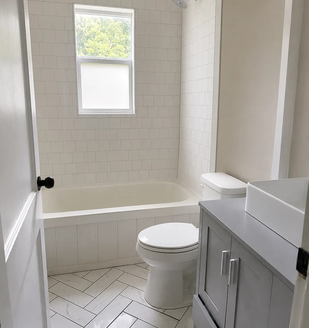 4 bed, 1292 sqft, $1,600 — Photo 1