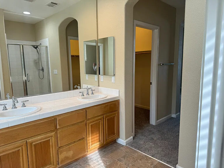 1131 Park Ln — Photo 21