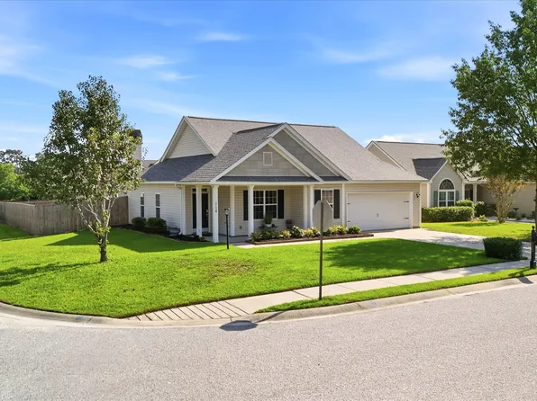 114 Cannonsmill Ln, Summerville, SC 29485