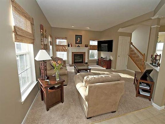 5th image of 141 Cherrywood Dr