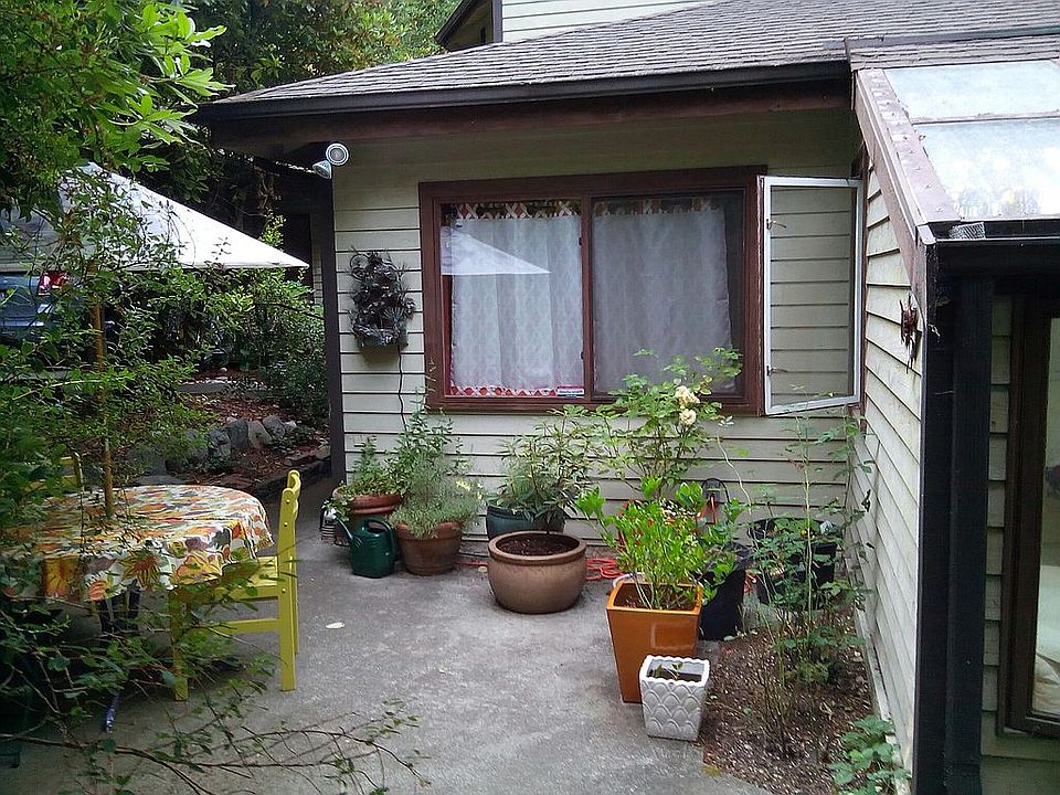 1st image of 2960 NE 178th St