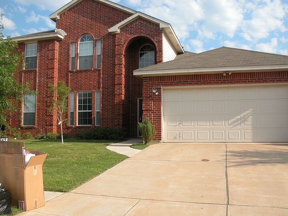 1st image of 2307 Green Creek Dr