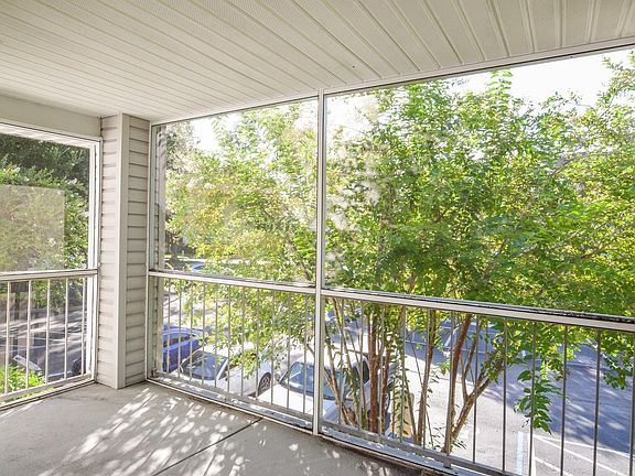 5th image of 2593 Grassy Point Dr Unit 201