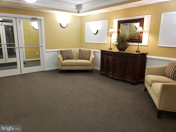 2nd image of 23560 Franklin D Roosevelt Blvd #308