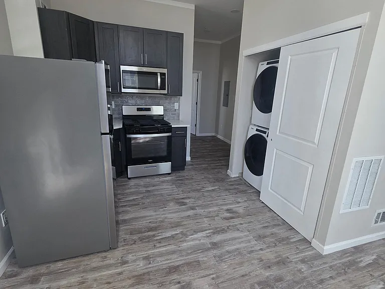 3012 E Thompson St #202 — Photo 20
