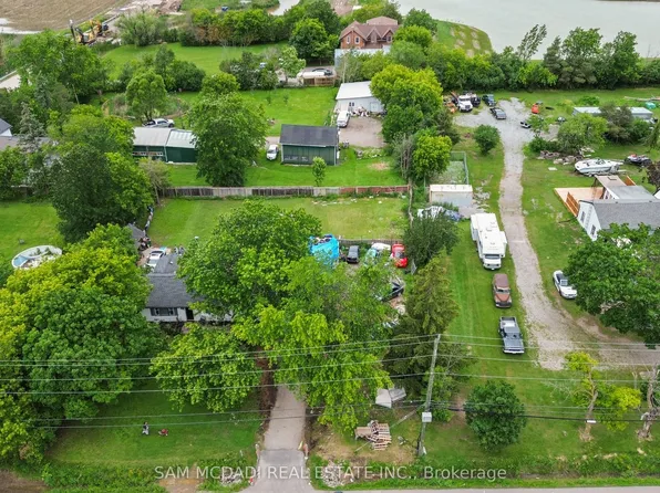 10043 Britannia Rd, Milton, ON L9E 0E7