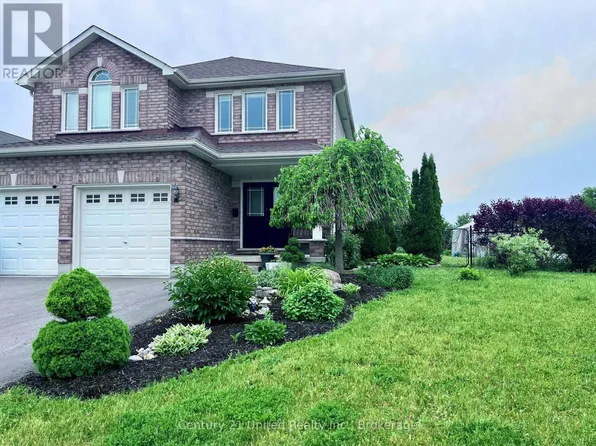 810 Hargrove Trl #4, Peterborough, ON K9L 0A8