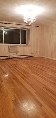 2nd image of 39 Englewood Ave #21MA