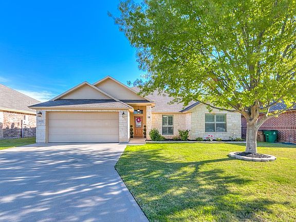 2nd image of 3922 Caroline Ln