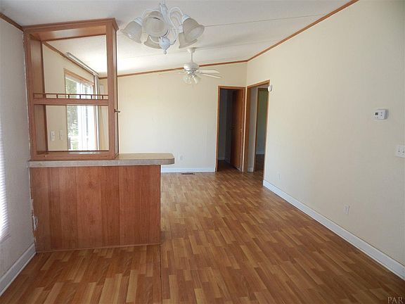 5th image of 4722 Thoroughbred Dr