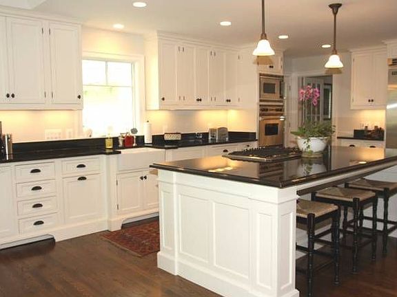 4th image of 1212 Daviswood Dr