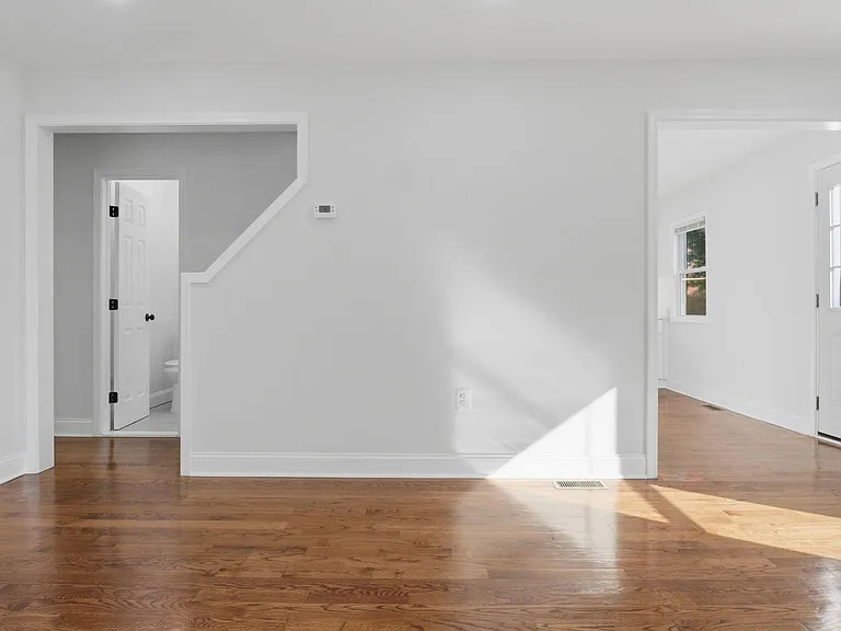 5633 Jamestown Rd — Photo 12