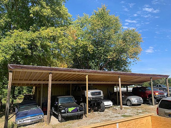 Carport