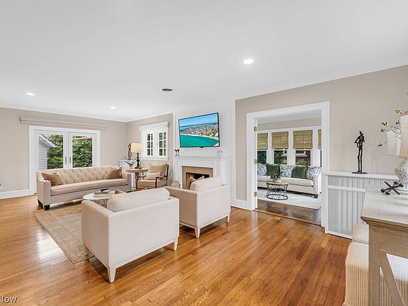 5th image of 19462 Beach Cliff Blvd