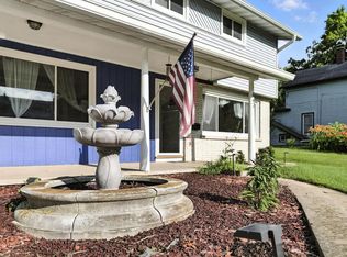 642 N Main St, Mayville, WI 53050