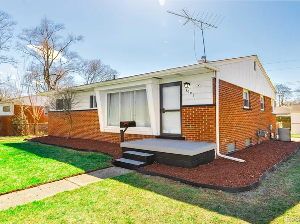 1006 Zephyr St, Ypsilanti, MI 48198