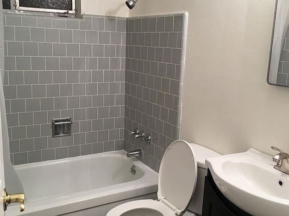 4th image of 6448 Templeton Dr