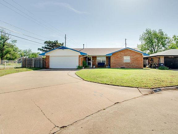 2nd image of 129 Margaret Cir