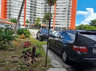 1301 NE Miami Gardens Dr APT 804W, Miami, FL 33179