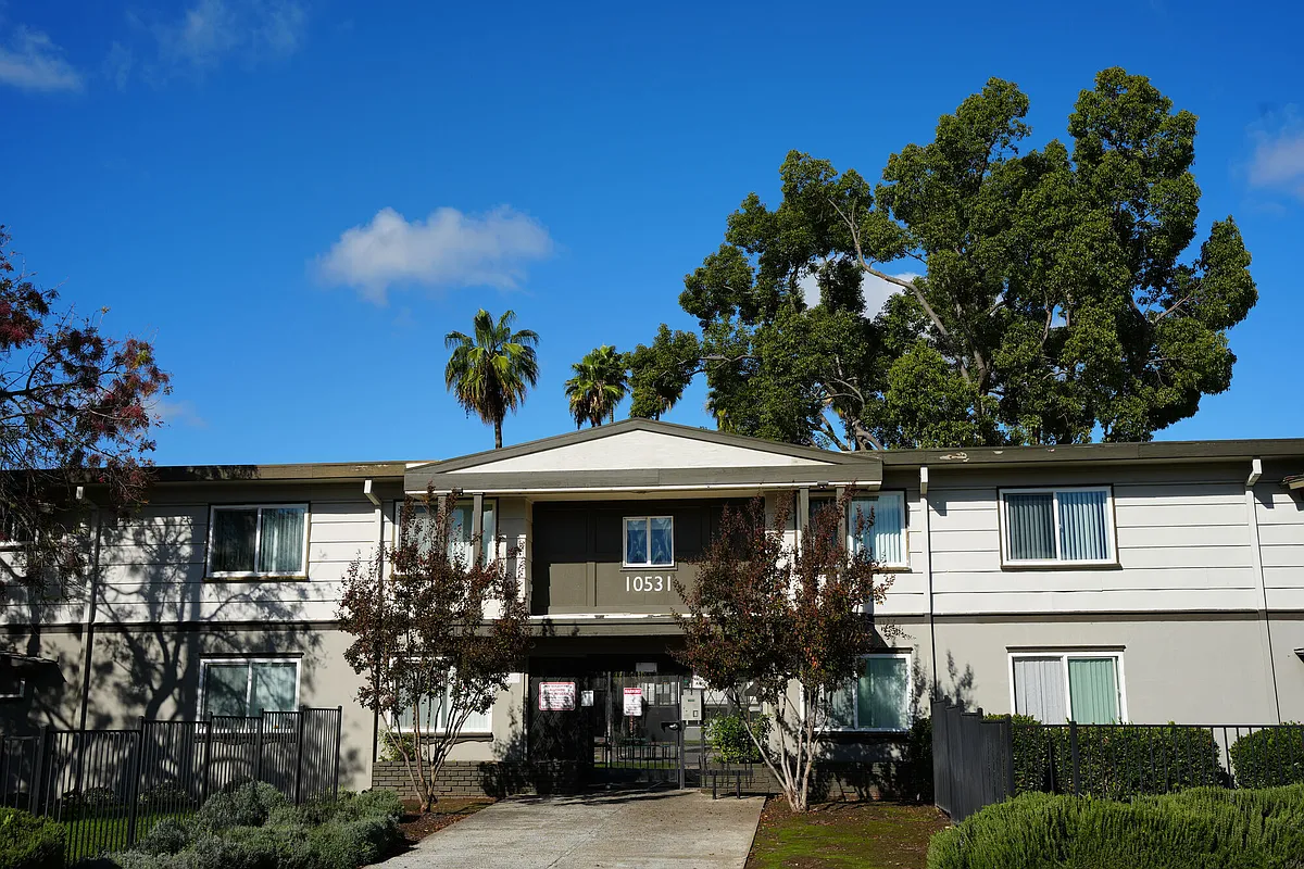 Building Photo - Rancho Terrace
