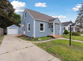 947 Cleveland St, Beloit, WI 53511