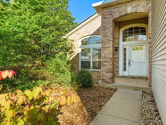 2nd image of 848 Tallgrass Dr