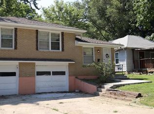 1722 S Waubesa Ave, Independence, MO 64052