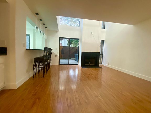 4th image of 4225 Via Arbolada Unit 558