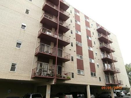 1st image of 1021 Des Plaines Ave #C107