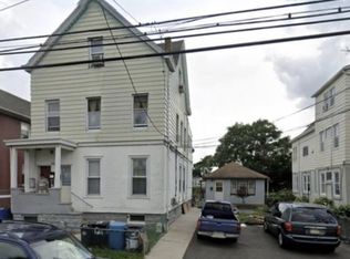 121 Manchester Ave, Paterson, NJ 07502