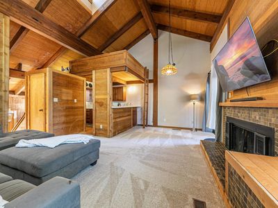 6046 Bear Trap Rd, Truckee, CA, 96161