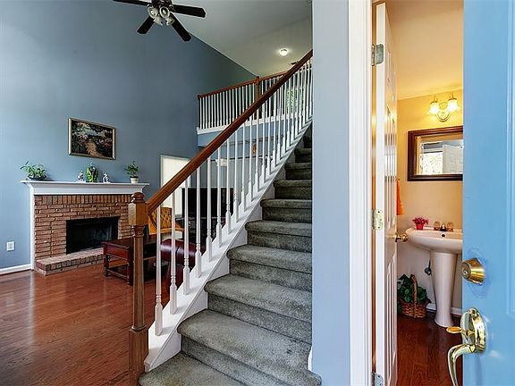 4th image of 2121 Summer Wind Dr SW