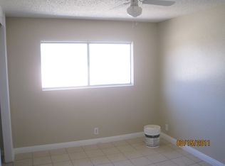 126 E 7th St, Perris, CA 92570