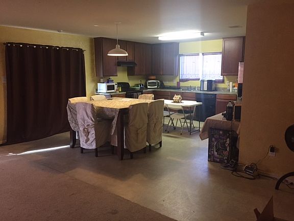 2nd image of 8208 Autumn Creek Trl