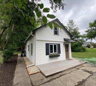 227 Park STREET, Walworth, WI, 53184