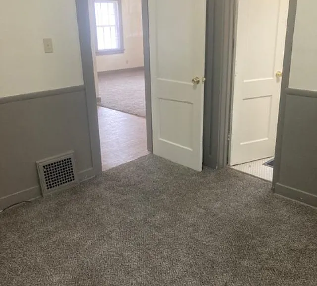 414 W Crawford Ave — Photo 10
