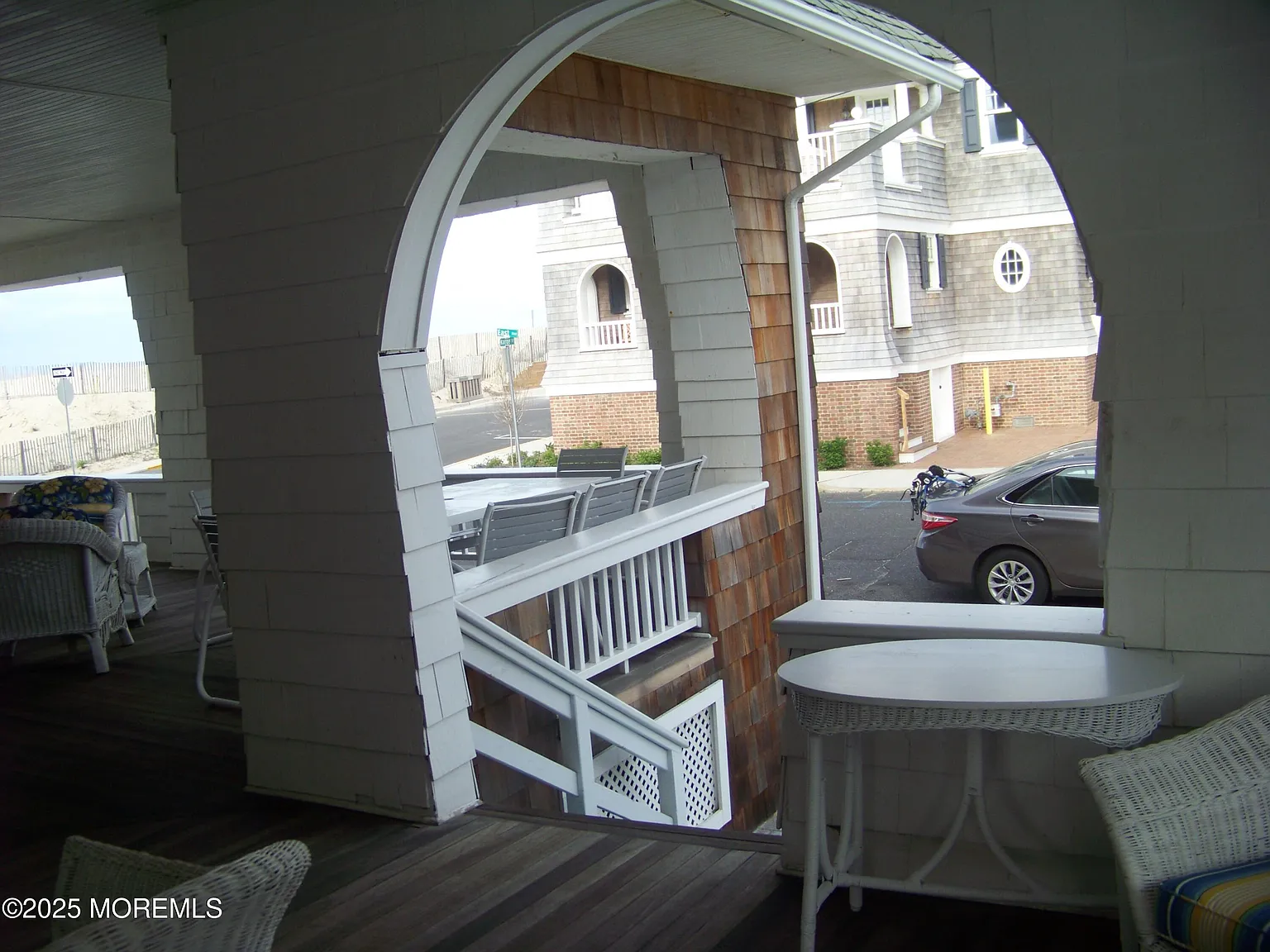 7 bed, 2.5 bath, 3092 sqft, $40,000 — Photo 2