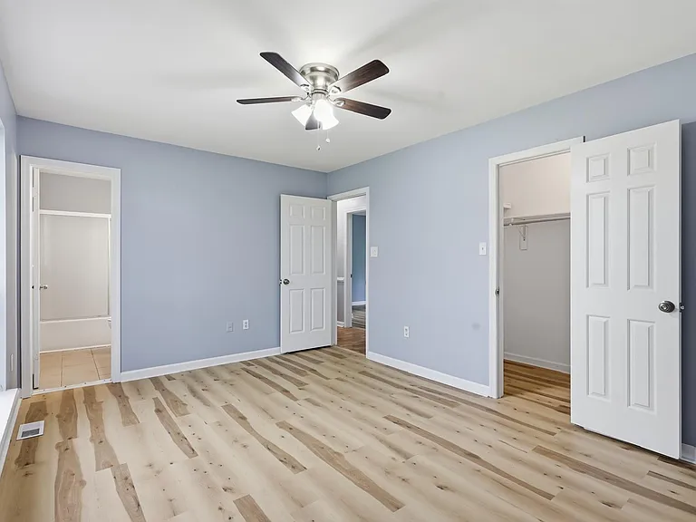 11210 Edgewood Dr — Photo 11
