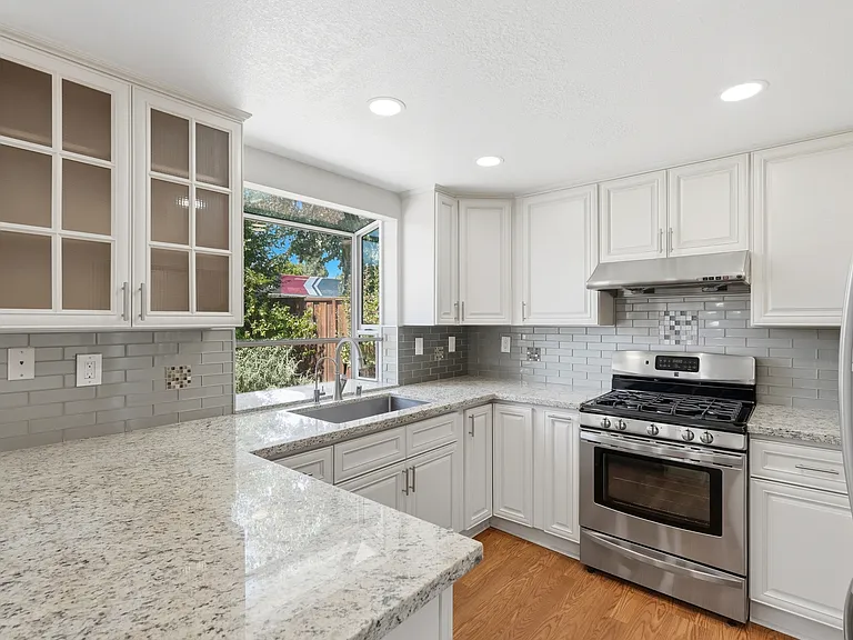 1517 David Ln — Photo 16