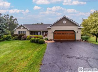 300 Lakeside Dr, Bemus Pt, NY 14712
