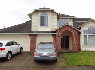 17226 SE Grant St, Portland, OR 97233