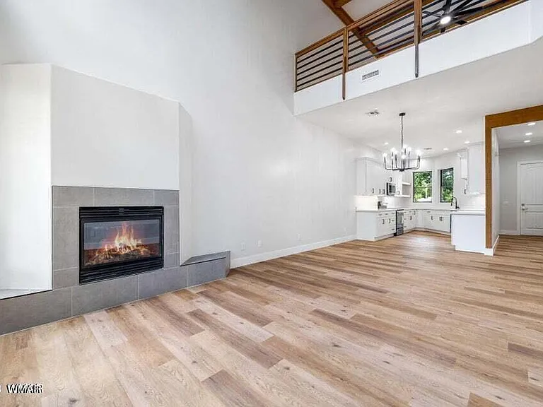1400 W Navajo Ln #15 — Photo 5
