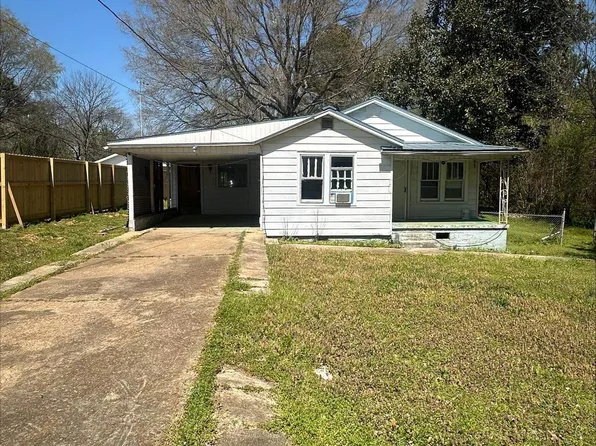 218 Rasch Rd, Florence, AL 35633