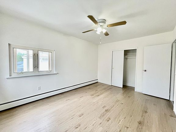 2nd image of 1159 Throgmorton Ave #2