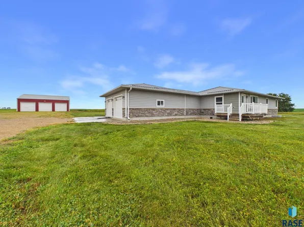 45830 290th St, Viborg, SD 57070