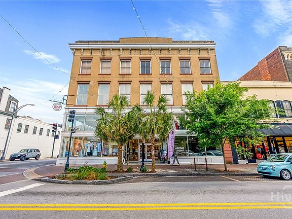 2nd image of 301 W Broughton Street #3B