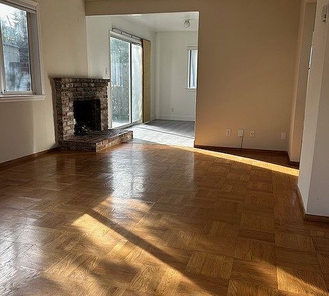 3rd image of 88 Paloma Ave APT 1