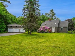 690 Elmwood Rd, Pownal, ME 04069