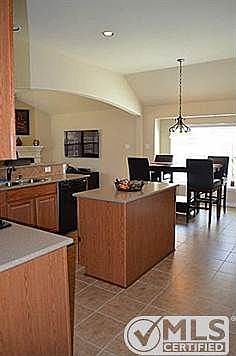 5th image of 2344 Collin Dr